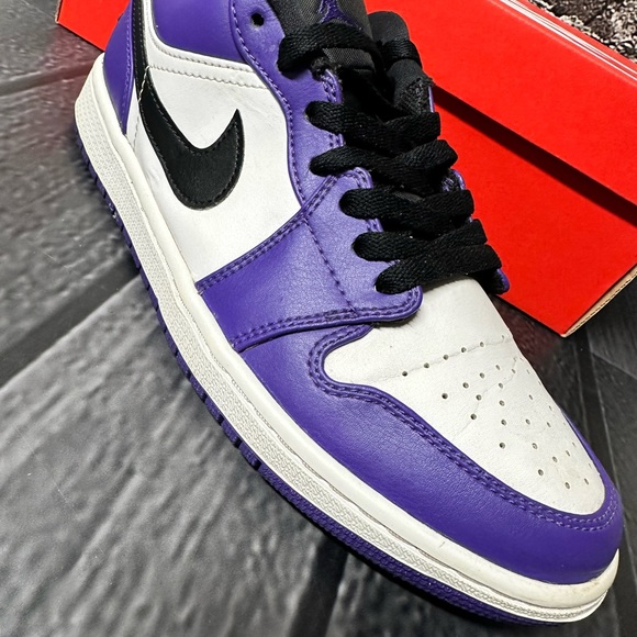 Jordan 1 Low Black Court Purple White US Men Size 8 - Picture 9 of 15